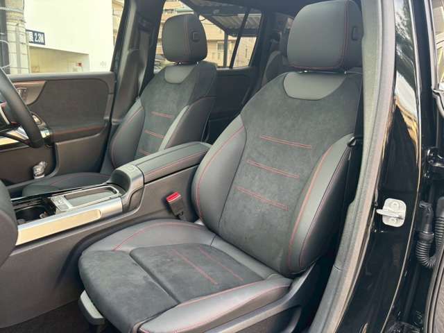 MERCEDES BENZ GLB 2025 Image 31