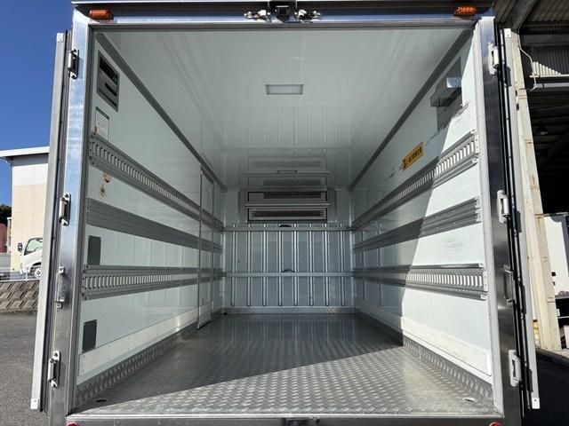 HINO DUTRO 2022 Image 31