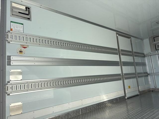 HINO DUTRO 2022 Image 31