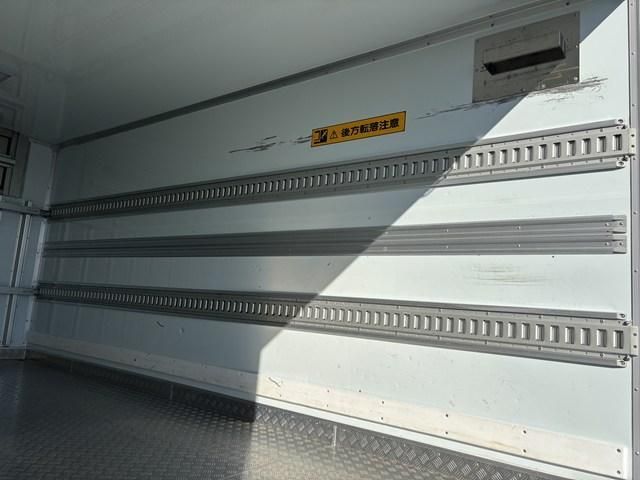 HINO DUTRO 2022 Image 31