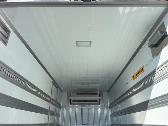 HINO DUTRO 2022 Image 31