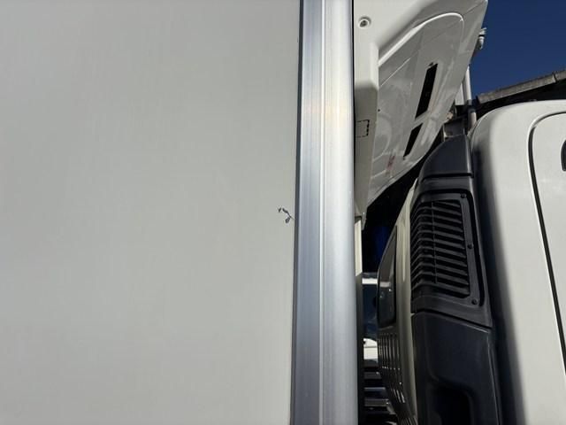 HINO DUTRO 2022 Image 31