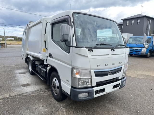 MITSUBISHI CANTER 2018 Image 31