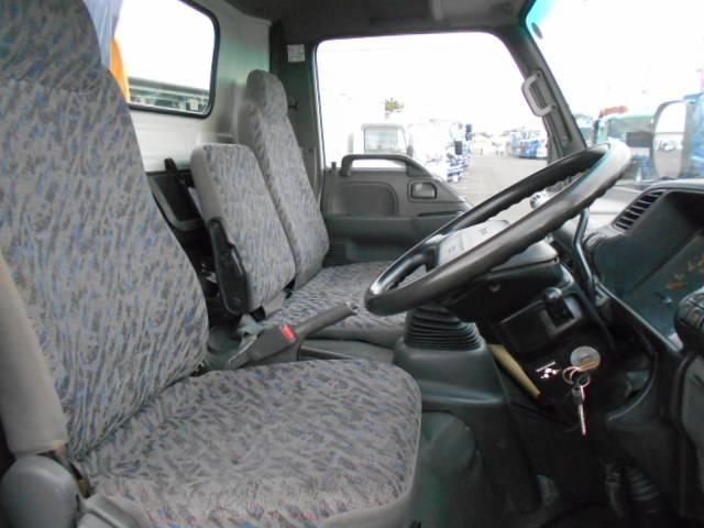 ISUZU ELF 2002 Image 31