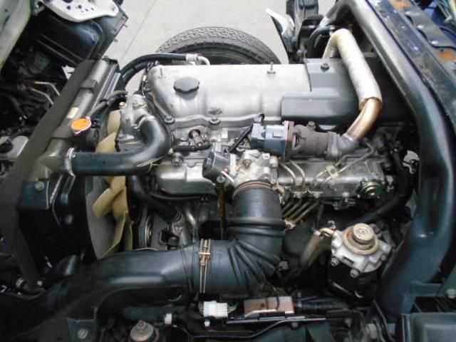 ISUZU ELF 2002 Image 31