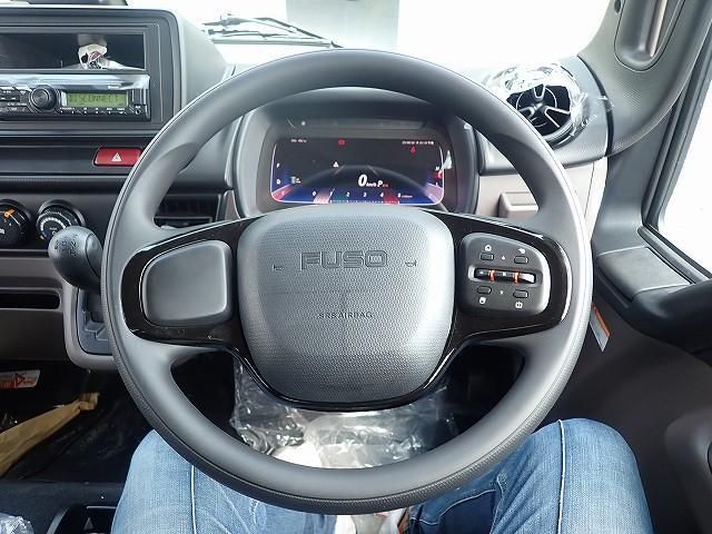 MITSUBISHI CANTER 2025 Image 31