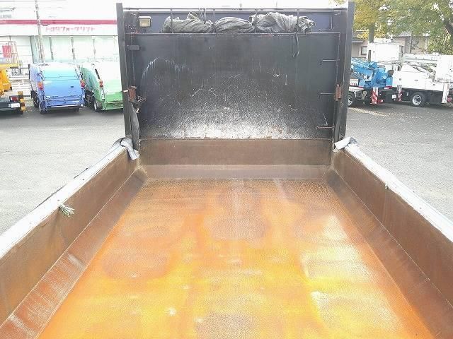 MITSUBISHI FUSOU FIGHTER 2013 Image 31