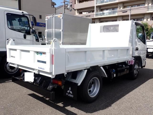 MITSUBISHI CANTER 2025 Image 31