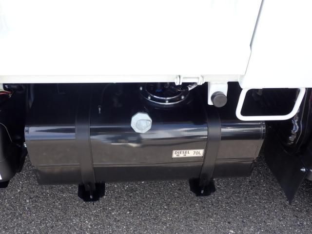 MITSUBISHI CANTER 2025 Image 31