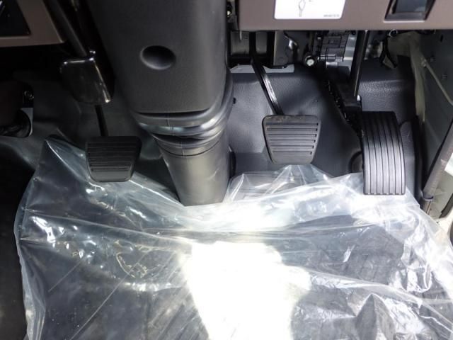 MITSUBISHI CANTER 2025 Image 31