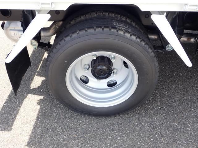 MITSUBISHI CANTER 2025 Image 31