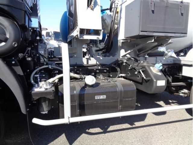 MITSUBISHI FUSOU FIGHTER 2025 Image 31