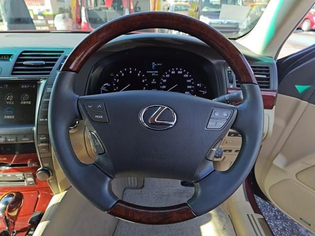 TOYOTA LEXUS LS600H 2008 Image 31