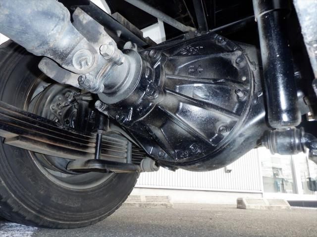 ISUZU ELF 2015 Image 31