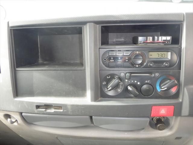 ISUZU ELF 2015 Image 31