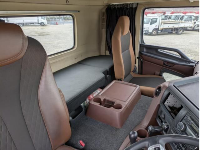 HINO PROFIA 2019 Image 31