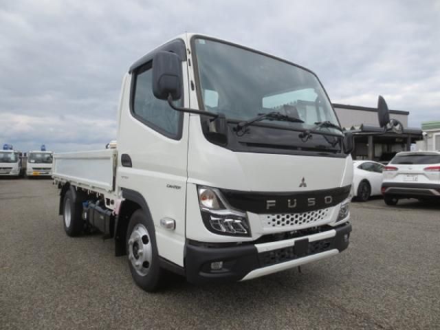 MITSUBISHI CANTER 2024 Image 31