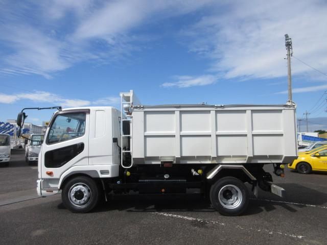 MITSUBISHI FUSOU FIGHTER 2014 Image 31