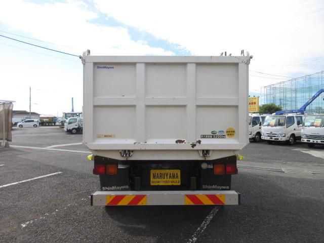 MITSUBISHI FUSOU FIGHTER 2014 Image 31