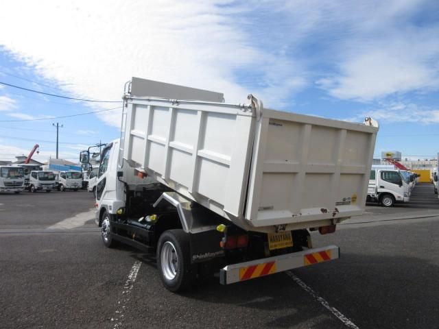 MITSUBISHI FUSOU FIGHTER 2014 Image 31