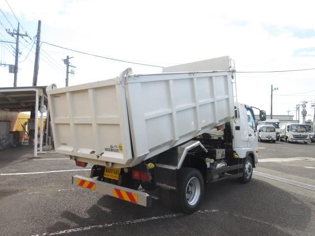 MITSUBISHI FUSOU FIGHTER 2014 Image 31