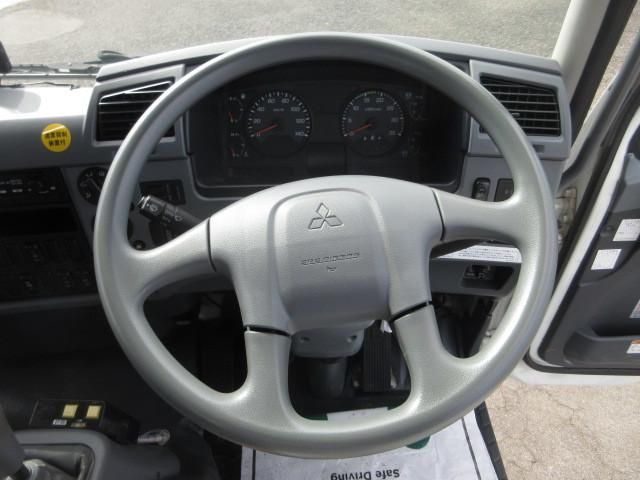 MITSUBISHI FUSOU FIGHTER 2014 Image 31