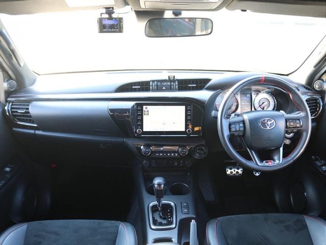 TOYOTA HILUX 4WD 2022 Image 31