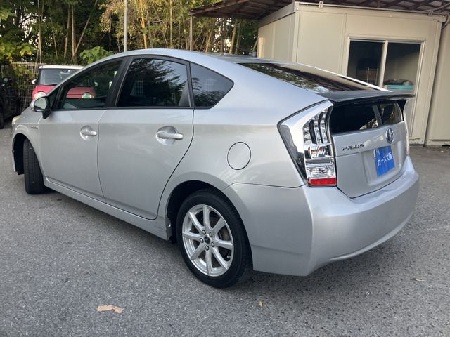 TOYOTA PRIUS 2010 Image 31