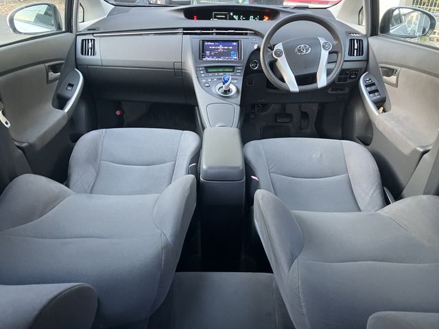 TOYOTA PRIUS 2010 Image 31