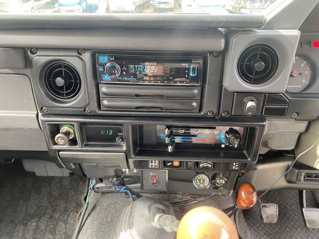 TOYOTA LANDCRUISER VAN 1998 Image 31