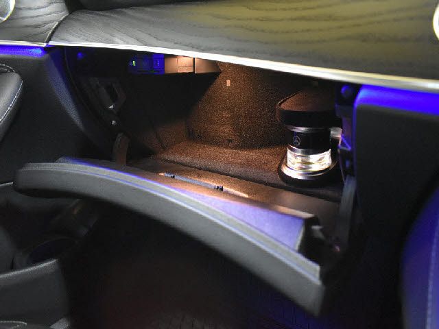 MERCEDES BENZ E CLAS 2020 Image 31