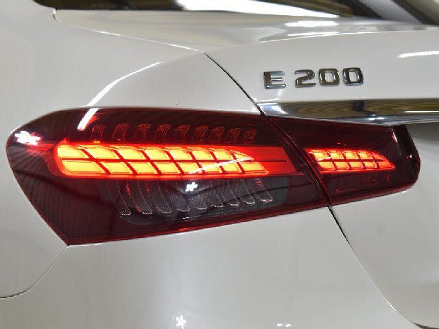 MERCEDES BENZ E CLAS 2020 Image 31