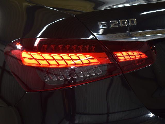 MERCEDES BENZ E CLAS 2020 Image 31