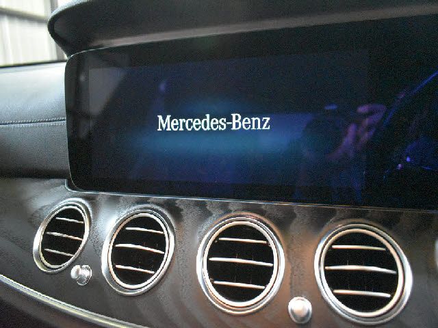 MERCEDES BENZ E CLAS 2020 Image 31
