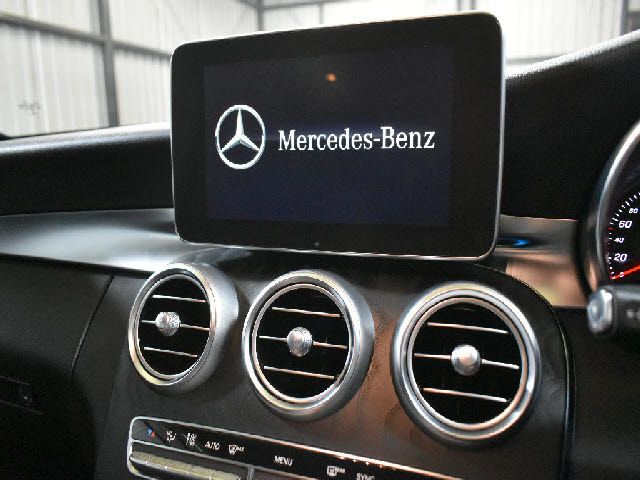 MERCEDES BENZ C CLAS 2017 Image 31