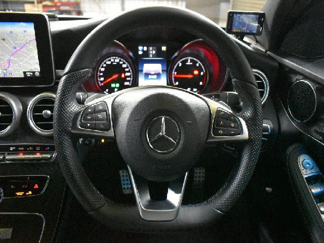 MERCEDES BENZ C CLAS 2017 Image 31