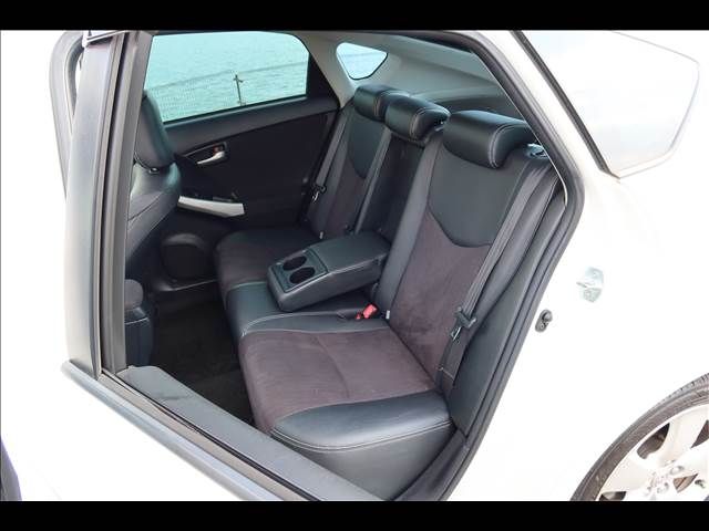 TOYOTA PRIUS 2013 Image 31