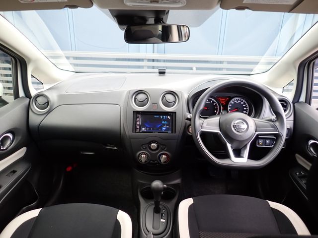 NISSAN NOTE 2018 Image 31