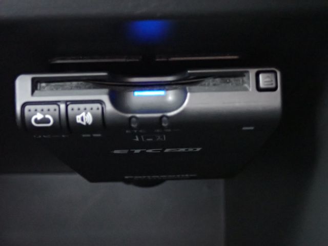 NISSAN NOTE 2018 Image 31