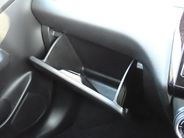 SUZUKI SWIFT 2022 Image 31