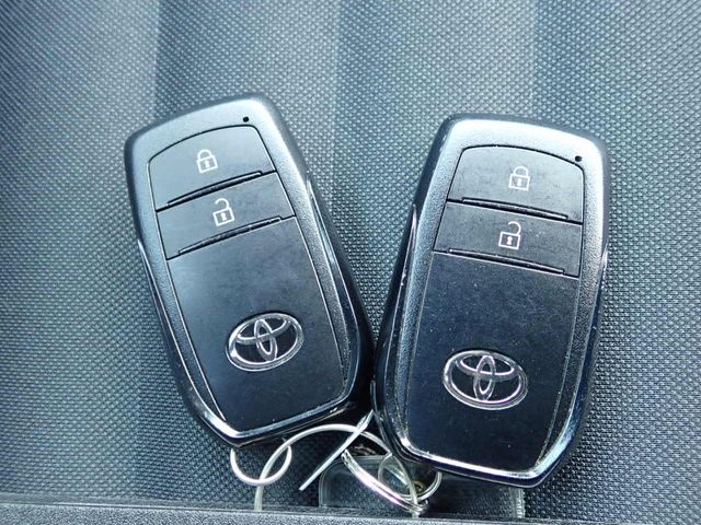 TOYOTA YARIS 2021 Image 31