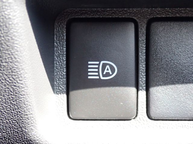 TOYOTA HIACE VAN 2WD 2020 Image 31