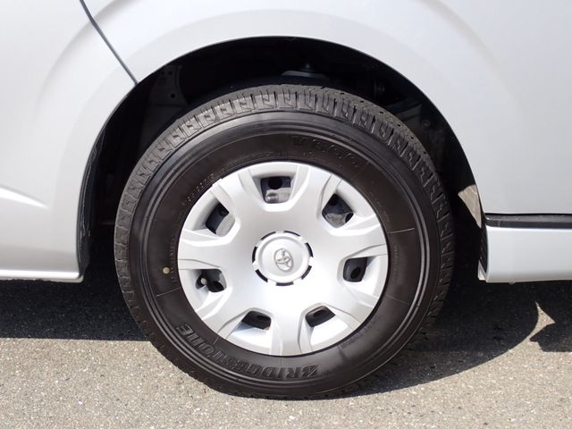 TOYOTA HIACE VAN 2WD 2020 Image 31