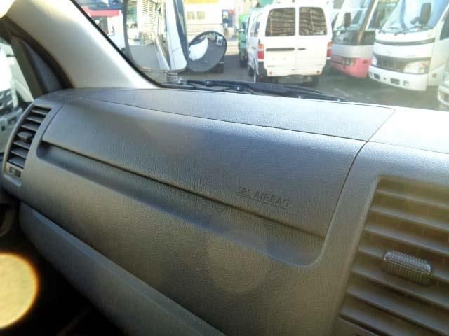 TOYOTA HIACE VAN 2WD 2015 Image 31