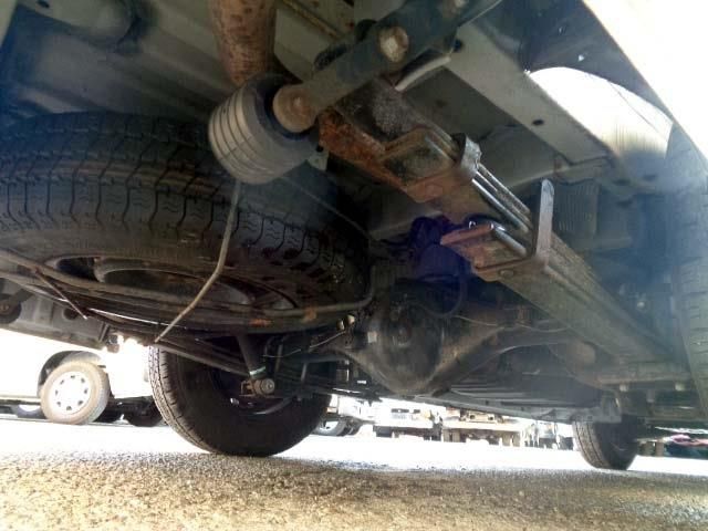 TOYOTA HIACE VAN 2WD 2015 Image 31