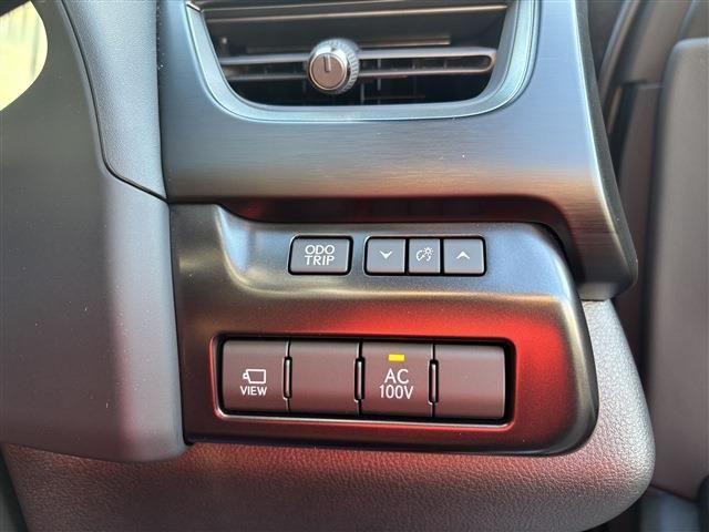 TOYOTA LEXUS UX250H 2023 Image 31