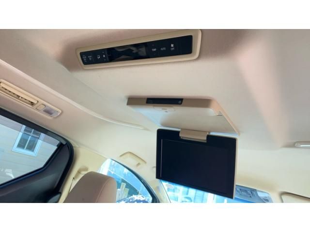 TOYOTA VELLFIRE  HYBRID 4WD 2015 Image 31