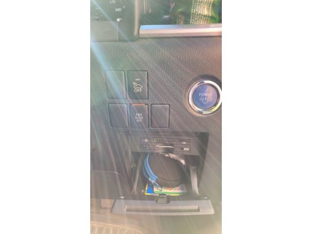 TOYOTA VELLFIRE  HYBRID 4WD 2015 Image 31