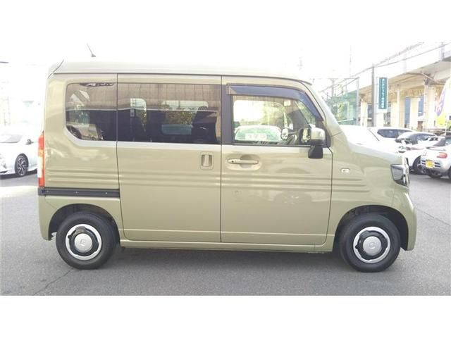 HONDA N-VAN+STYLE 2018 Image 31