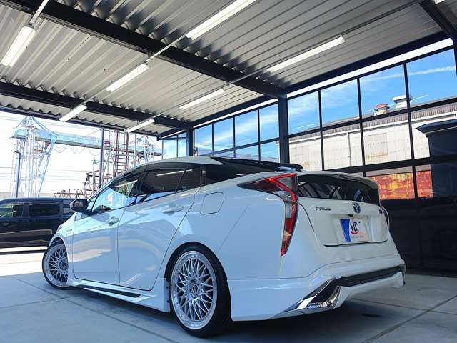 TOYOTA PRIUS 2016 Image 31